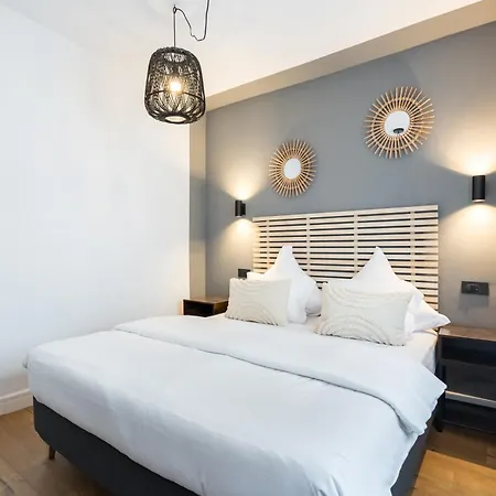 Aria Victoriei Square Bükreş